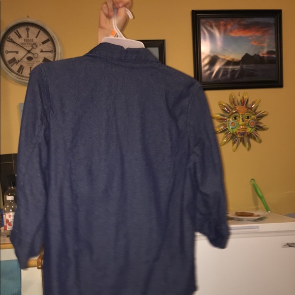 Great Denim Button Down 👕 Shirt! - Picture 2 of 7